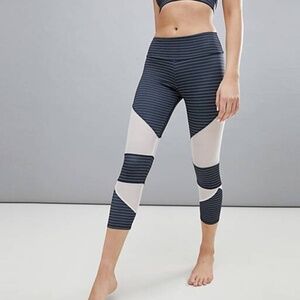 Onzie Capri Leggings